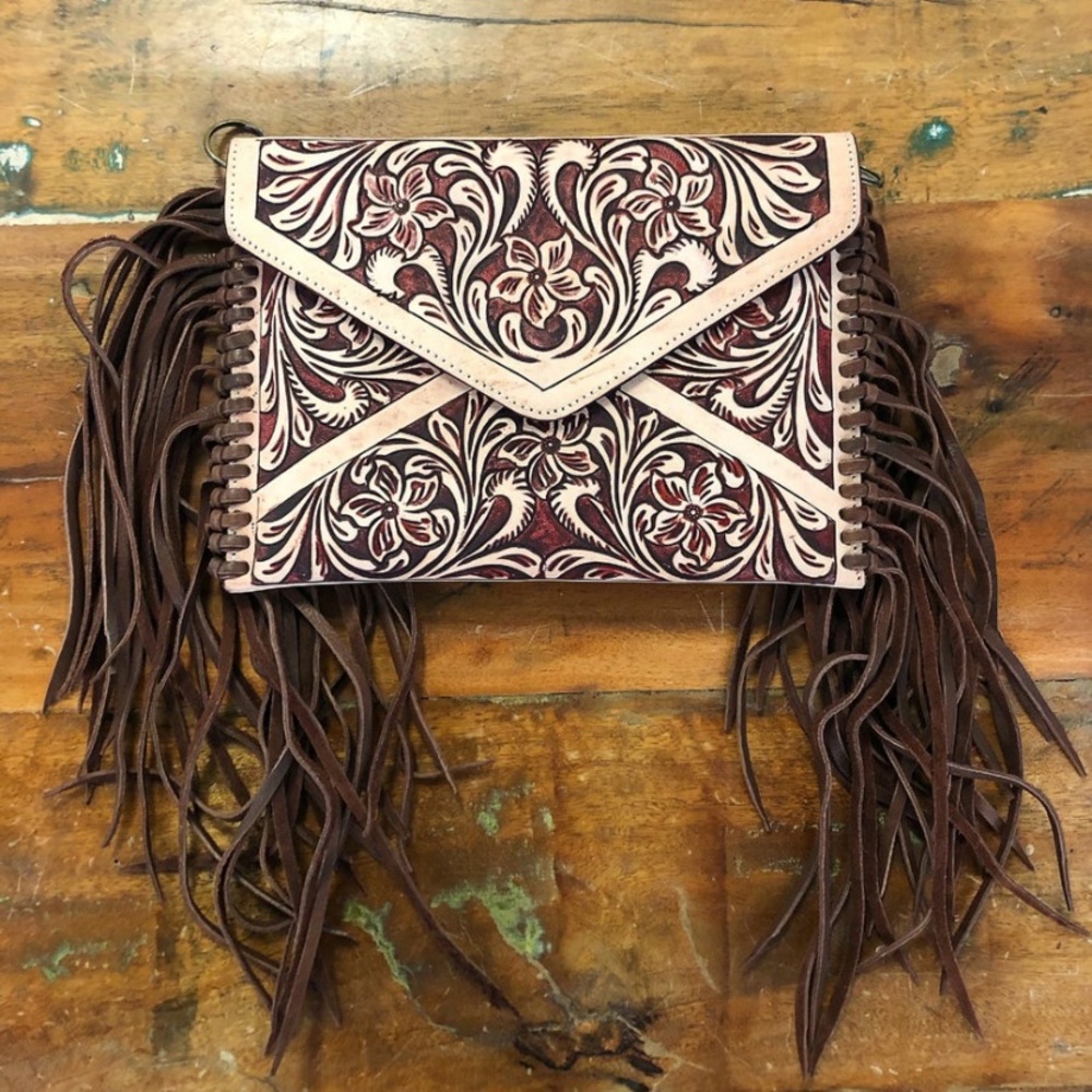 Flash 24 hour sale!!!American darling all leather crossbody purse handbag